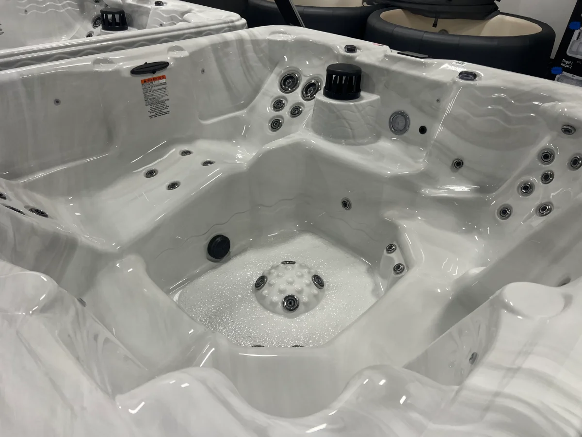 Rippling Water Hot Tubs - Cahaba - Floor Model – MinnSpas Apple Valley Minnesota