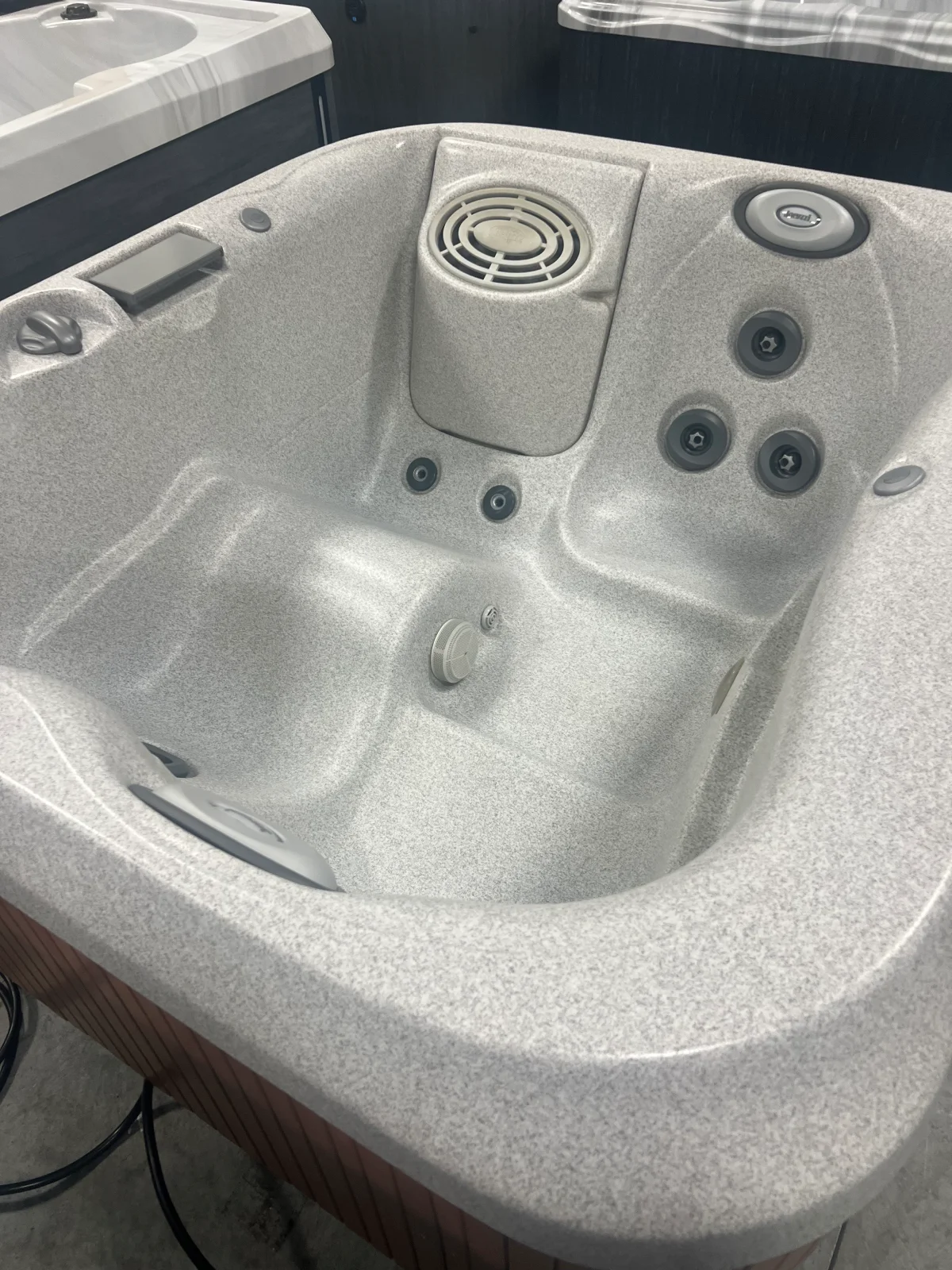 Refurbished Jacuzzi J315 – MinnSpas Apple Valley Minnesota