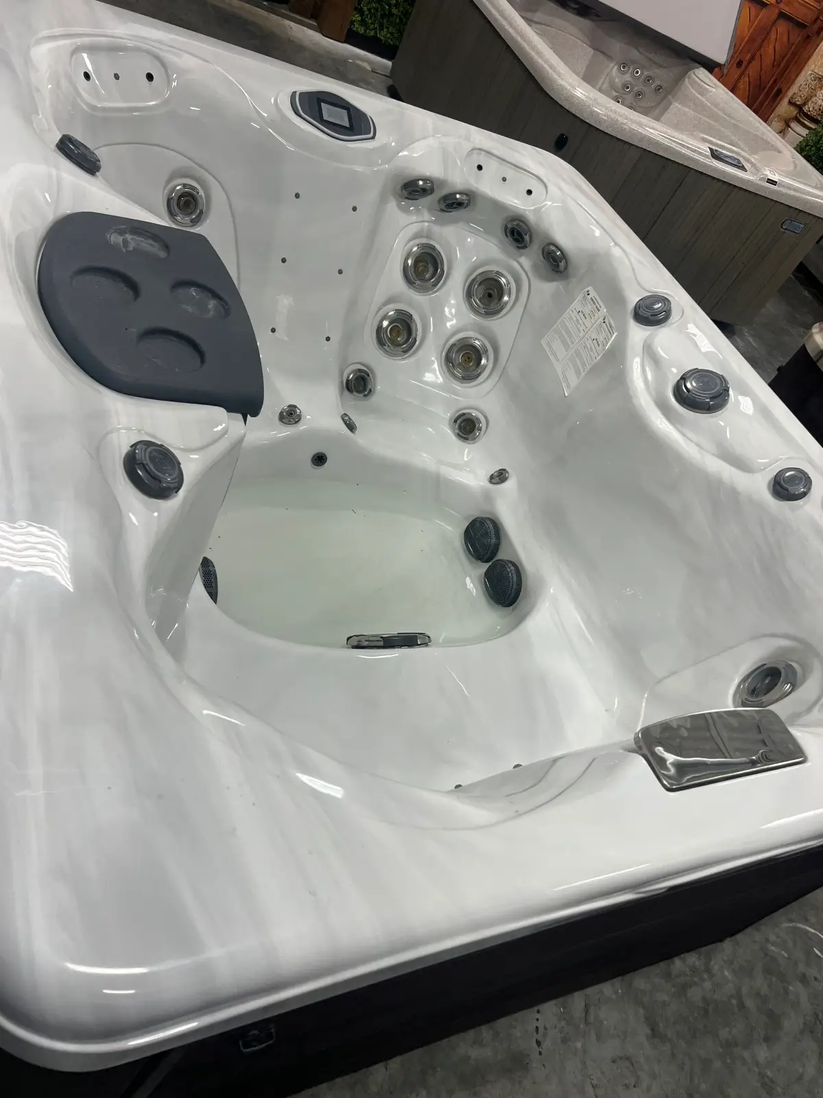 Refurbished Master Spas Twilight Series 67.25 Hot Tub – MinnSpas Apple Valley Minnesota